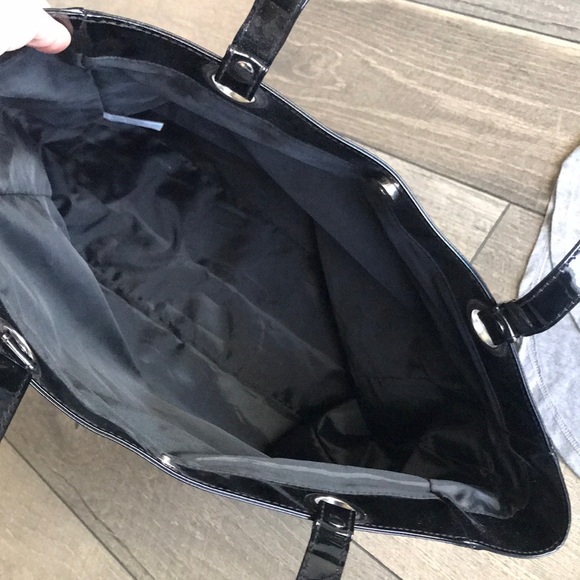 CALLING ALL BRIDES!! BRIDE Hi-low Tee & Sequin Tote - Picture 9 of 13